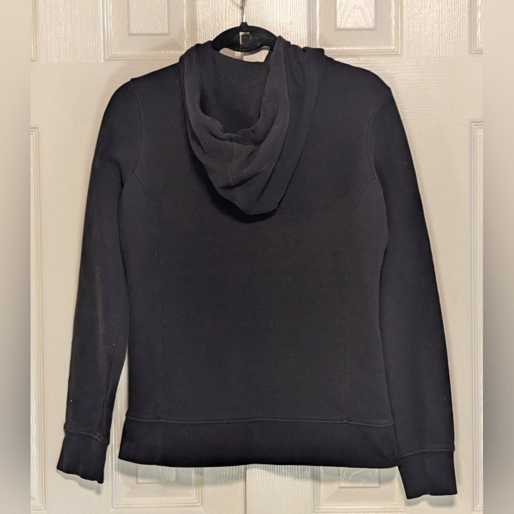The North Face Black Hoodie - Picture 2 of 5